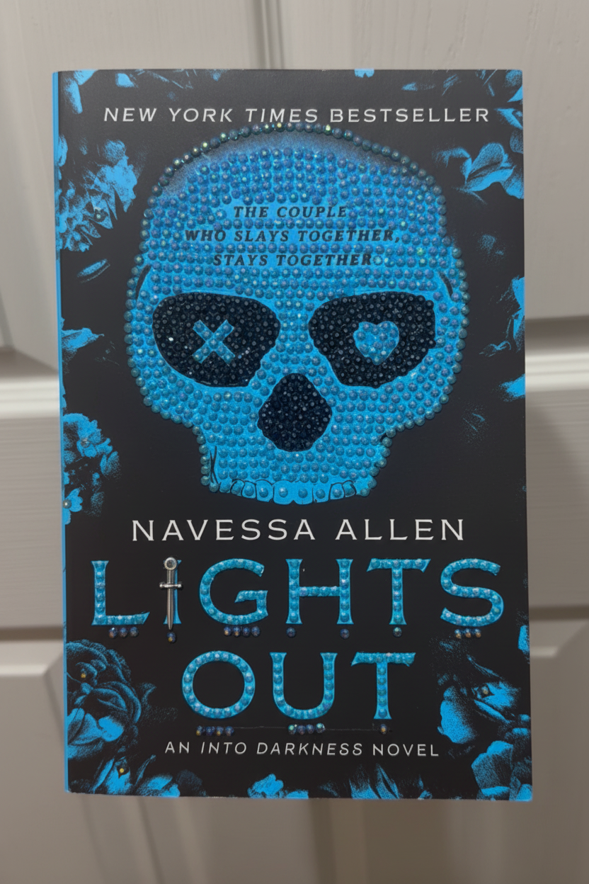 Lights Out - No Hand